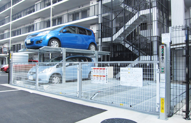 [写真]ピット式駐車場